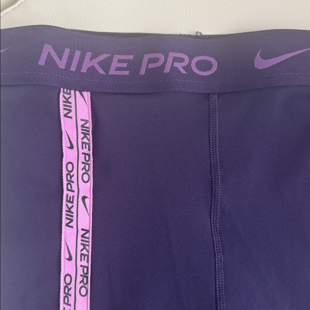 NWT. Nike Pro Women’s Dri-Fit Training Leggings. Color: Purple. Size: S/M - Picture 5 of 5